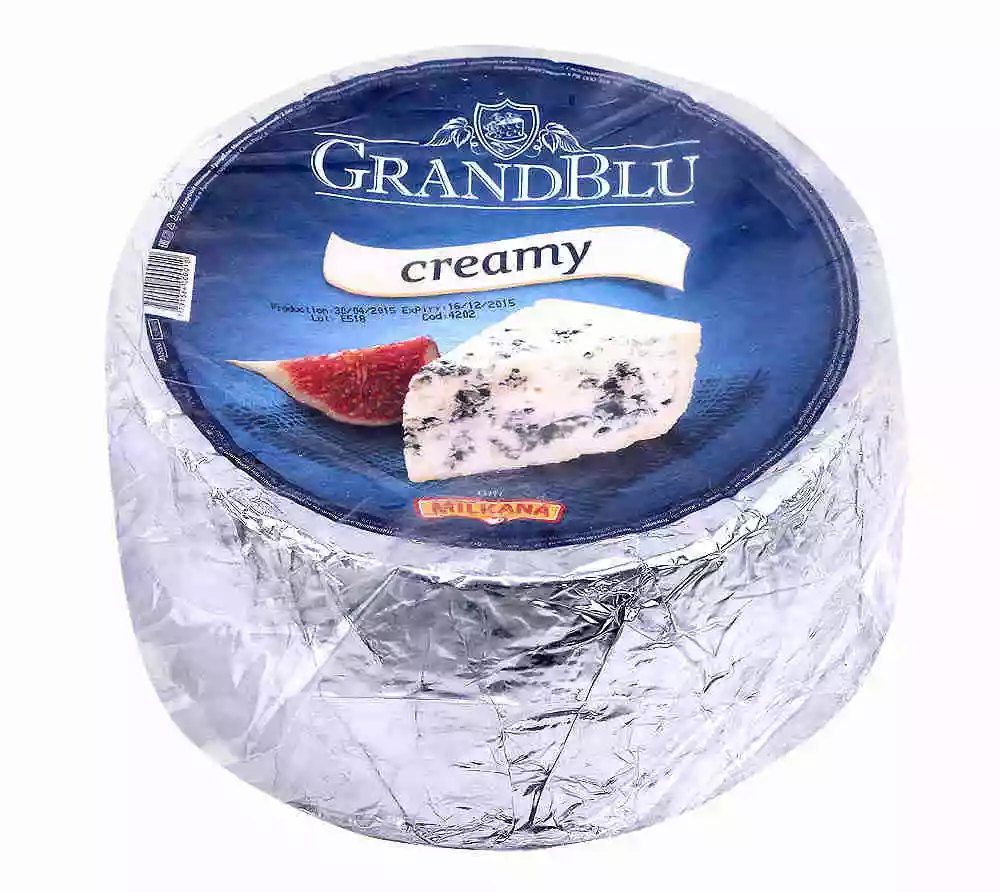 Сыр с голубой плесенью. GRANDBLU creamy сыр. Сыр Milkana Grand Blue. Сыр Milkana GRANDBLU сливочный дорблю с голубой плесенью 56%. Сыр GRANDBLU сливочный с голубой плесенью 56%.
